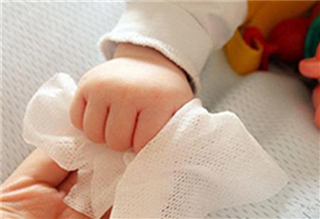 Cách lựa chọn khăn giấy ướt